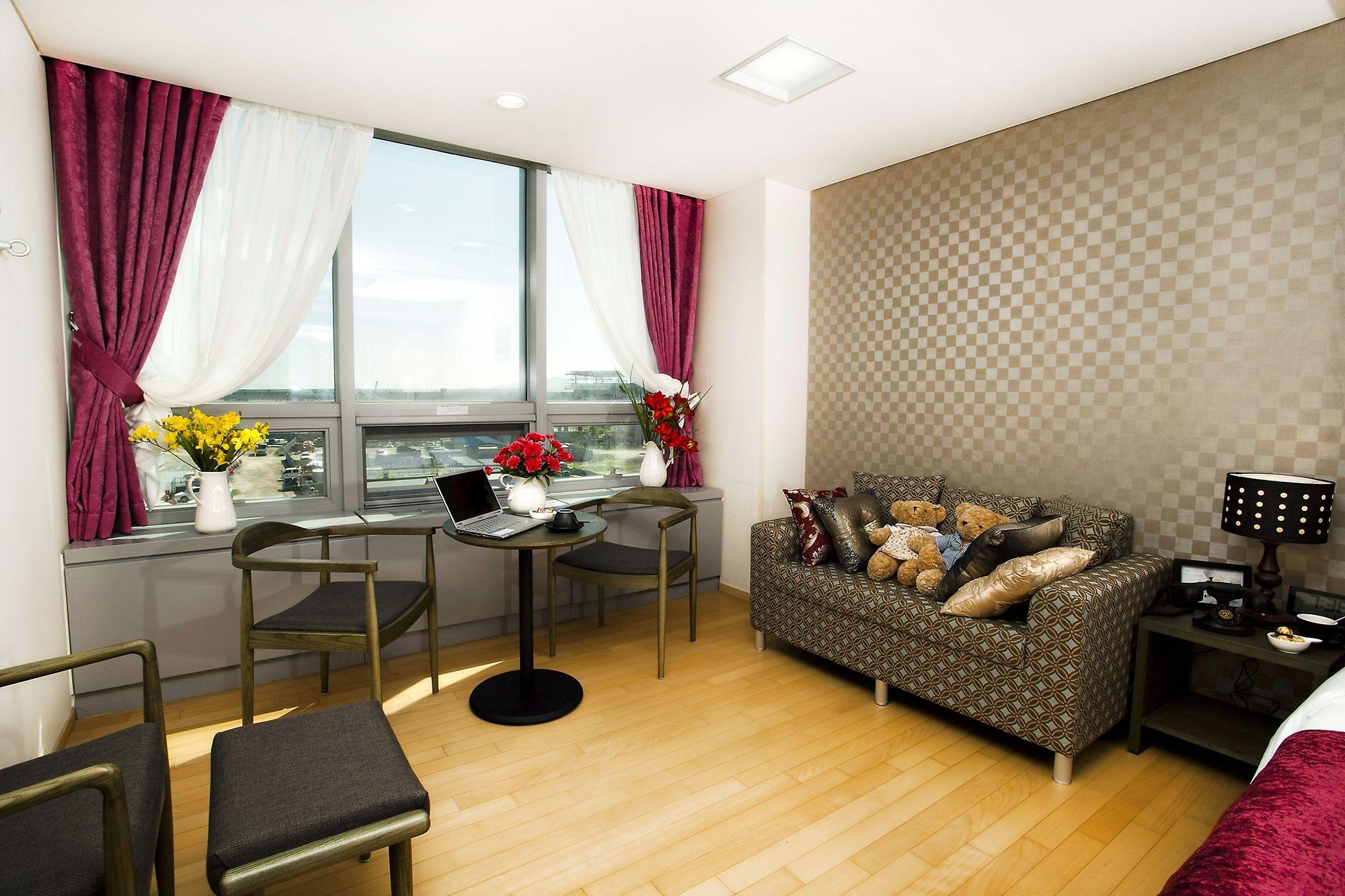 Hotel Hu Incheon Airport Exterior foto